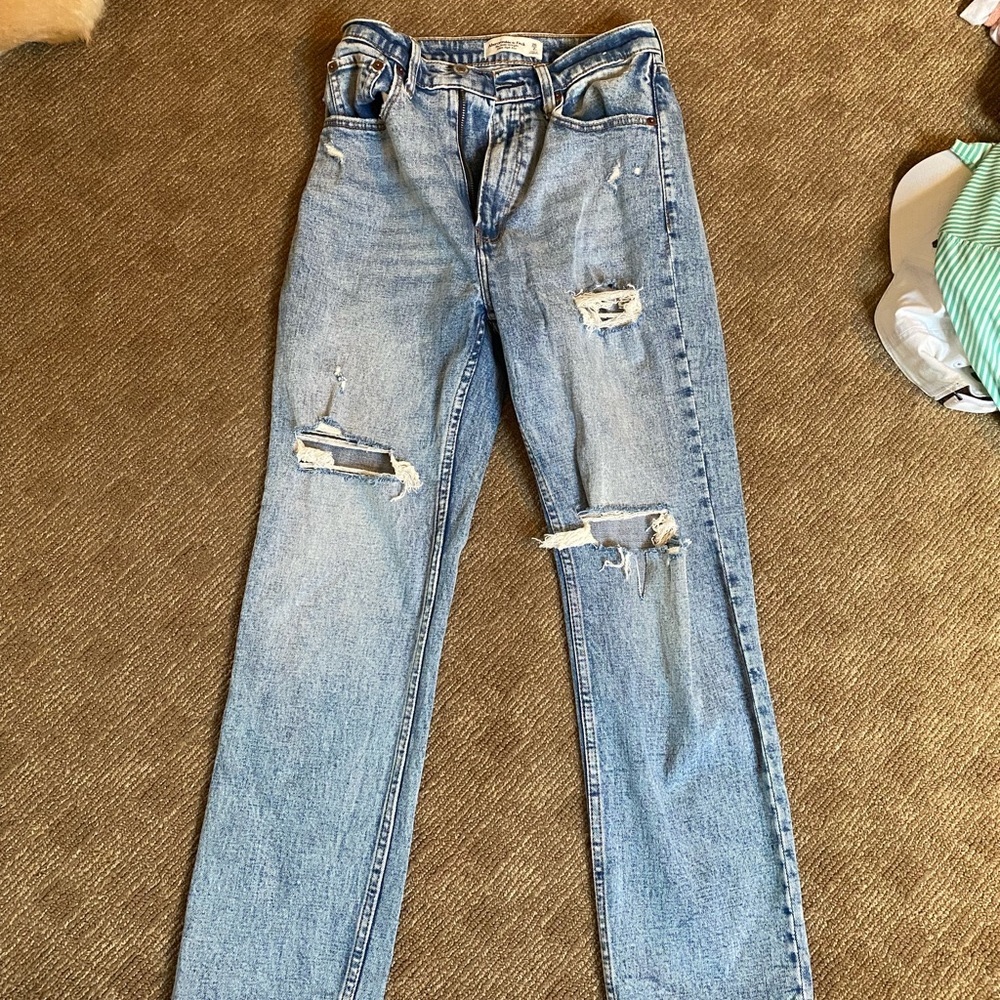 Abercrombie ankle straight ultra high rise jeans!